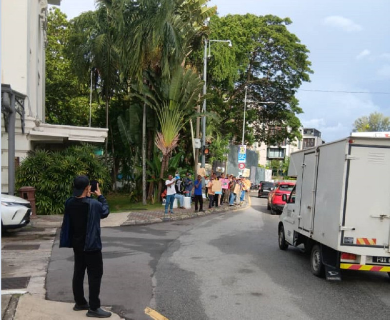 Penang: Hospitality workers protest over wages and fringe benefits