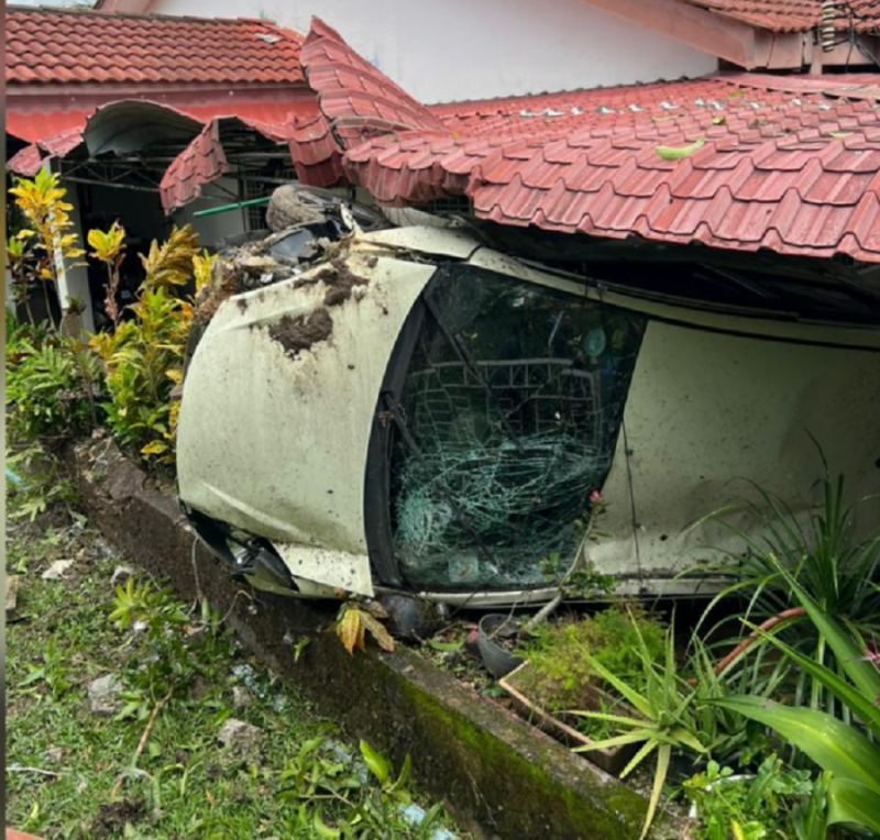Myvi loses control, plunges into resident's house