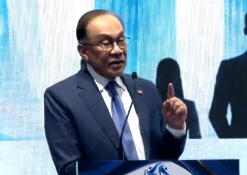 He is doing a good job; why should Anthony Loke resign? – Anwar