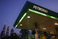 Petronas Extends Contract With Tmr Lc Services Business The Vibes