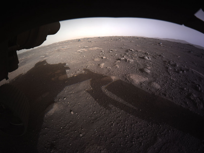 Hear yourself as if you were speaking on Mars